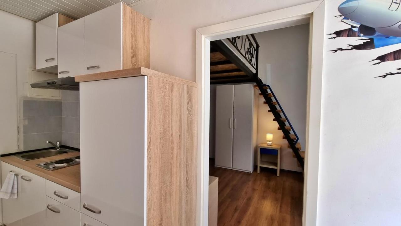 Apartments Punta 2 Omiš Zewnętrze zdjęcie